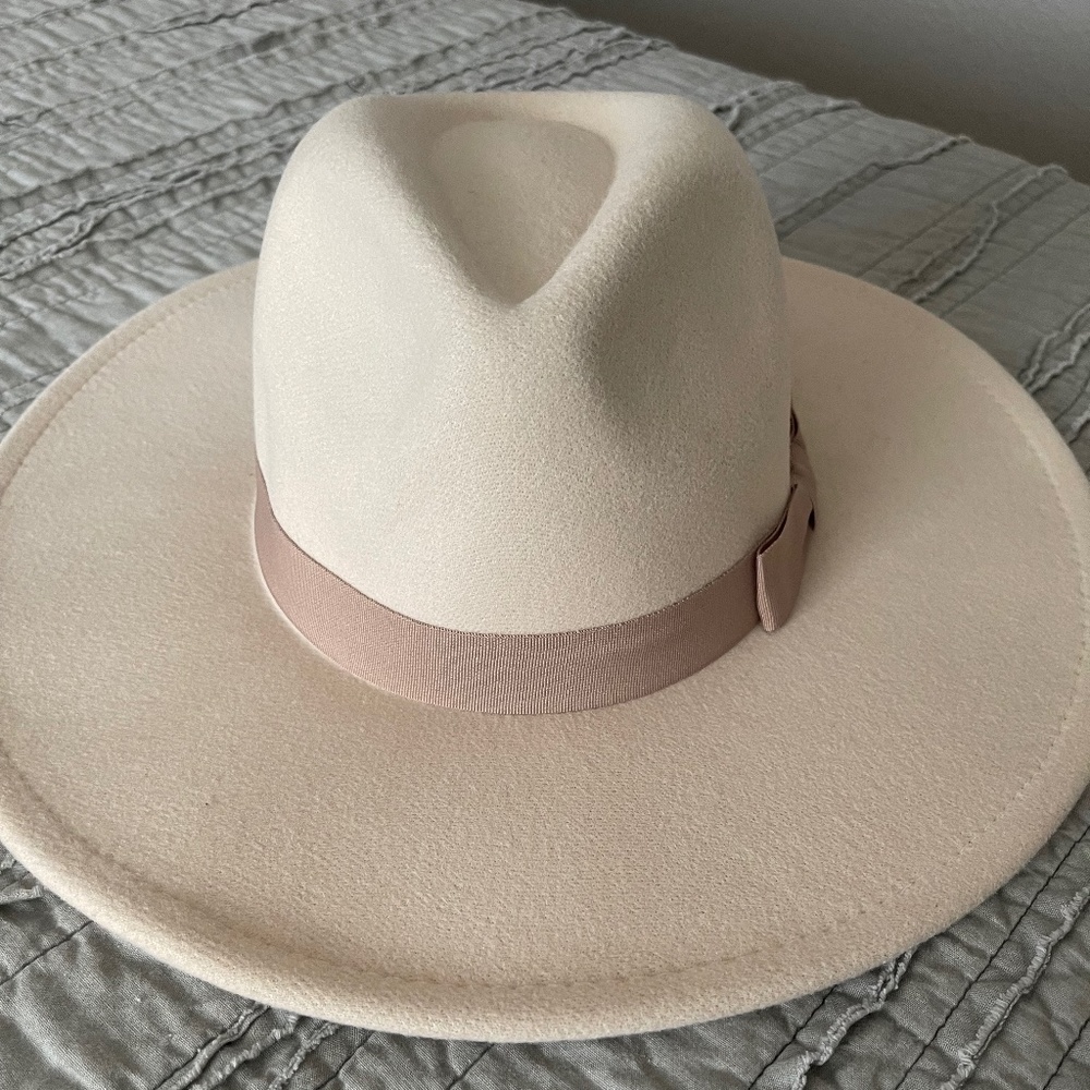 Fedora Wide brim